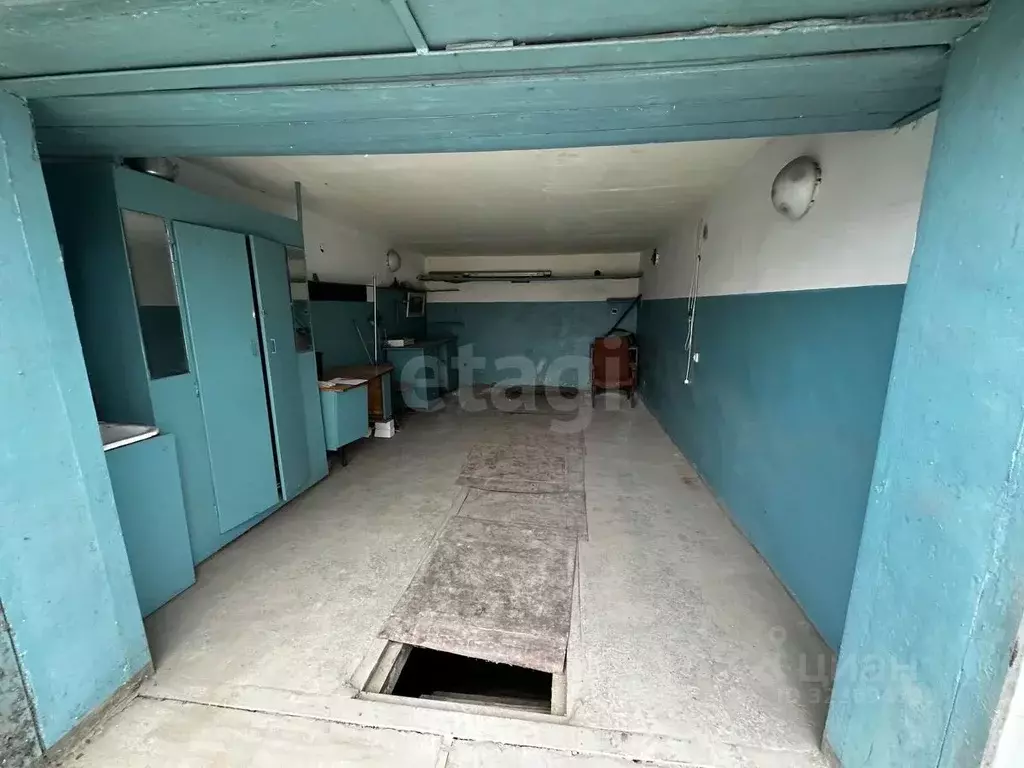 Гараж в Астраханская область, Астрахань Красноармейская ул., 50АблокА ... - Фото 0