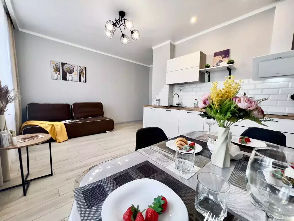 1-к кв. Тюменская область, Тюмень Новгородская ул., 1 (45.0 м) - Фото 2