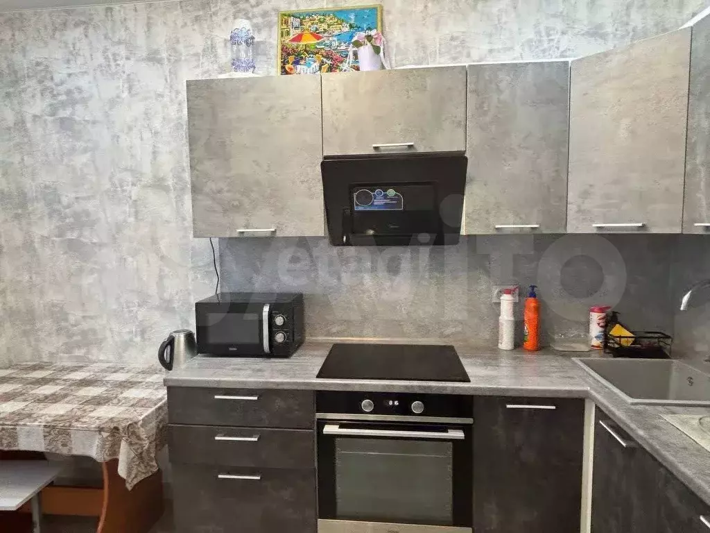 2-к. квартира, 50 м, 2/10 эт. - Фото 1