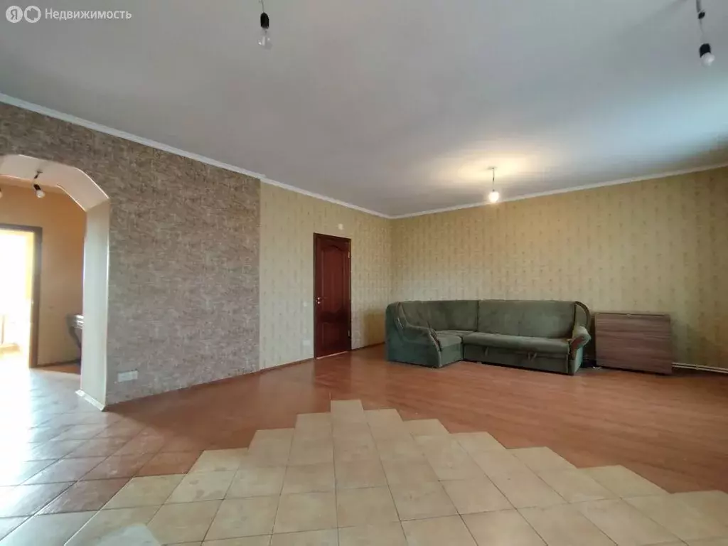 3-комнатная квартира: Большая Брембола, Полевая улица, 1А (105 м) - Фото 1