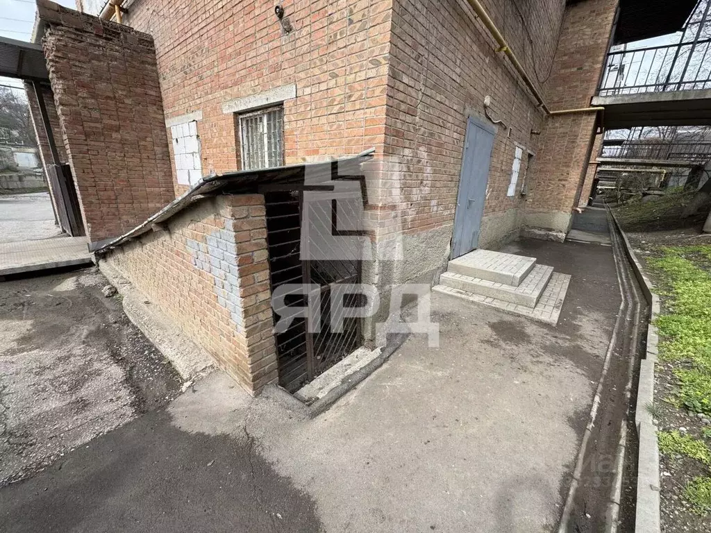 Помещение свободного назначения в Ростовская область, Таганрог ул. ... - Фото 1