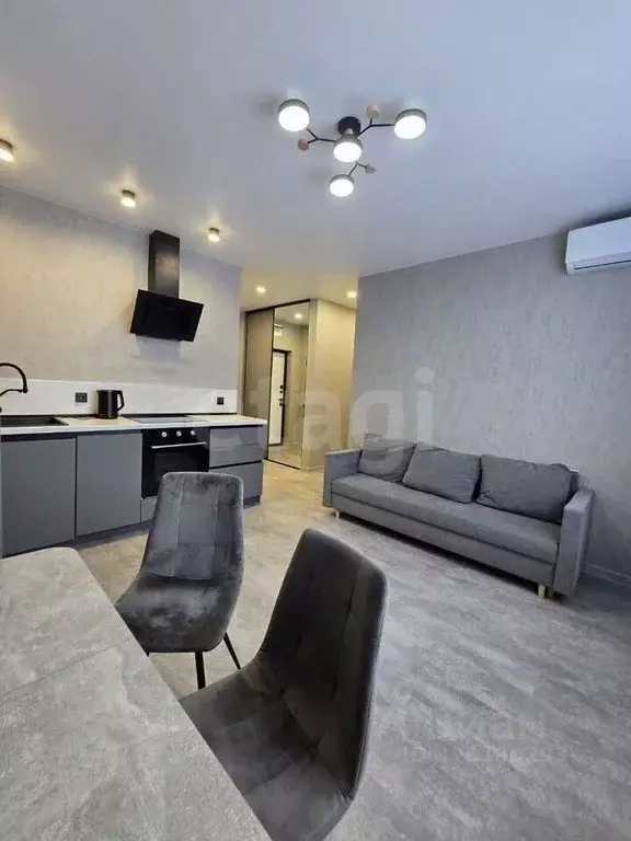 2-к кв. Тюменская область, Тюмень Новгородская ул., 9Б (47.0 м) - Фото 1