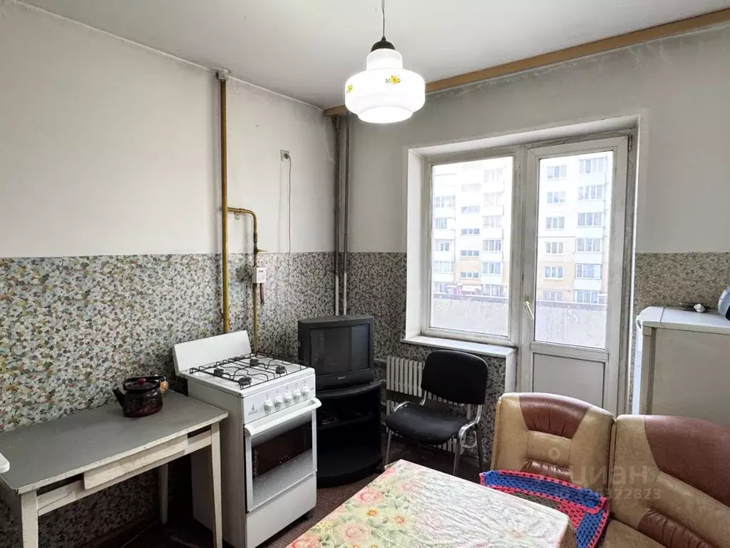 1-к кв. Омская область, Омск пос. Амурский, ул. Нахимова, 8 (36.0 м) - Фото 1