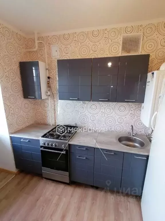 1-к кв. Брянская область, Брянский район, Отрадненское с/пос, с. ... - Фото 1