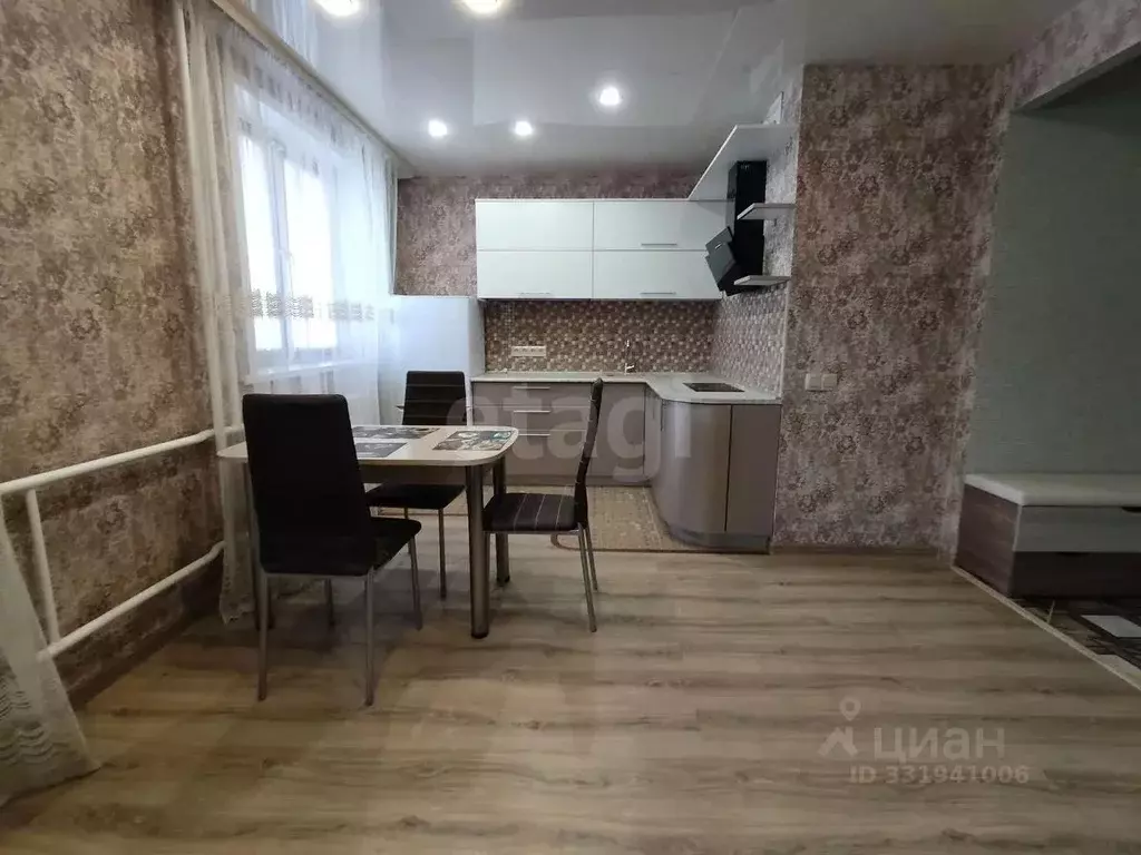 Студия Тюменская область, Тюмень ул. Пермякова, 79 (30.6 м) - Фото 1