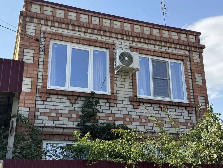 Дом в Адыгея, Тахтамукайский район, Старобжегокайское с/пос, Новая ... - Фото 1