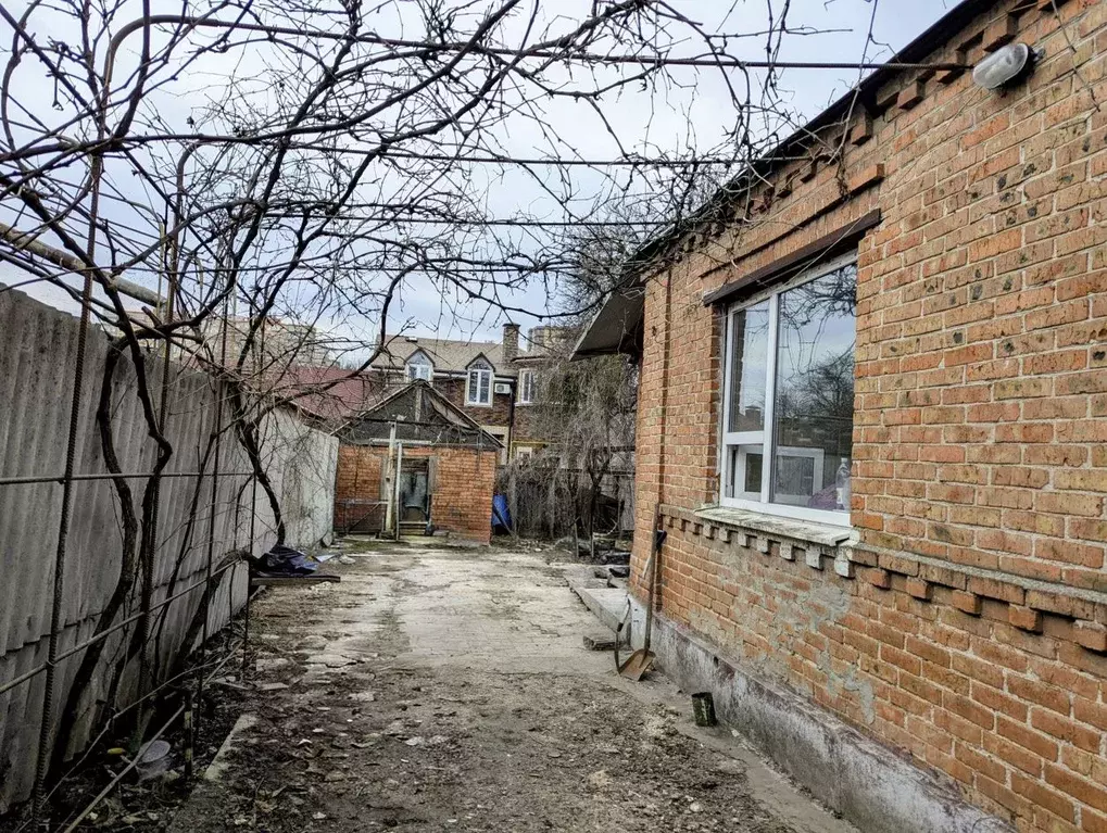 Дом в Ростовская область, Ростов-на-Дону пер. 1-й Автосборочный (84 м) - Фото 1