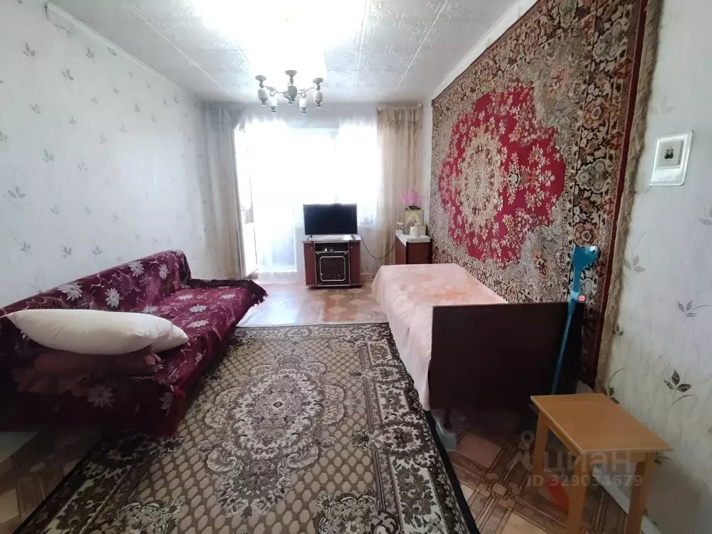 2-к кв. Оренбургская область, Орск Братская ул., 42 (43.6 м) - Фото 1