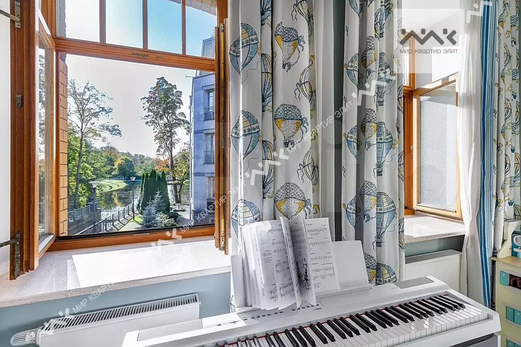 3-к. квартира, 114 м, 2/3 эт. - Фото 1