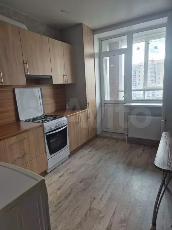 1-к. квартира, 38 м, 4/9 эт. - Фото 0