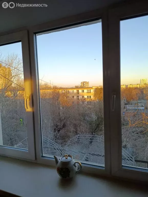 1-комнатная квартира: Челябинск, улица Кирова, 1 (32 м) - Фото 1