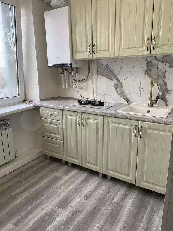 3-к. квартира, 60 м, 2/2 эт. - Фото 0