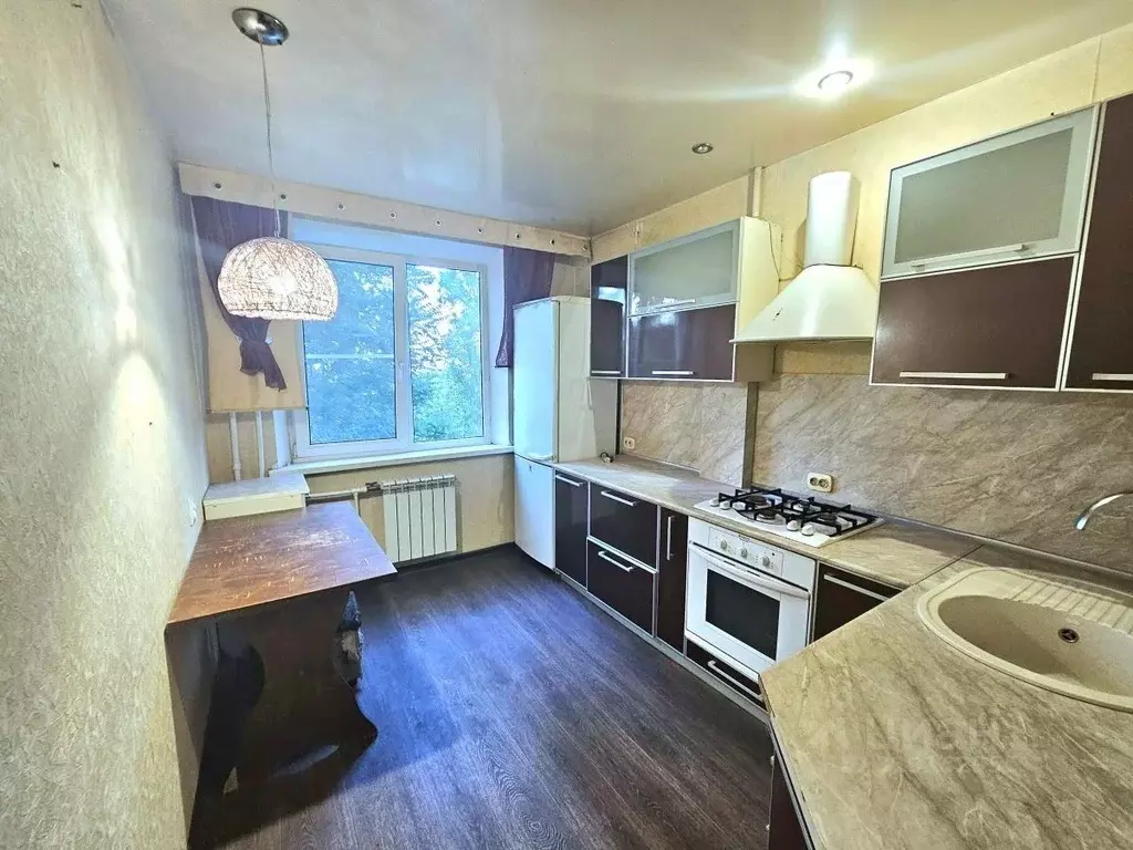 2-к кв. Волгоградская область, Волгоград ул. Кирова, 92 (51.1 м) - Фото 1