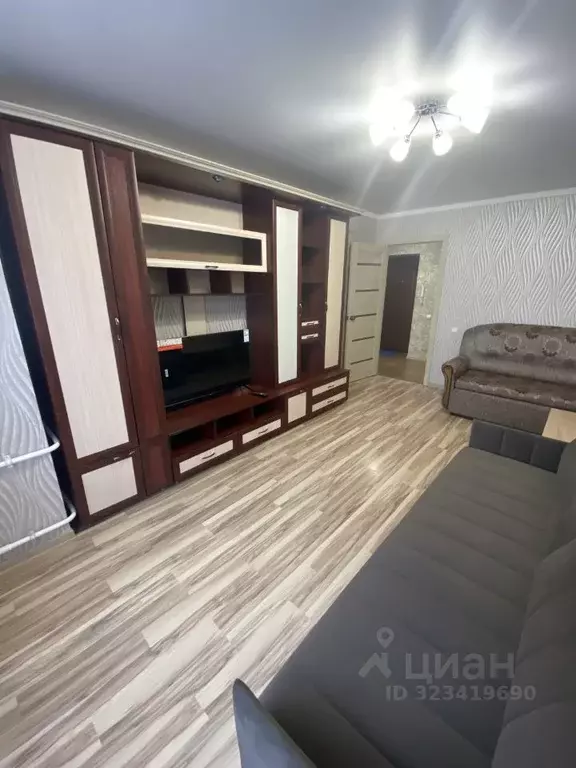 1-к кв. Брянская область, Брянск ул. Счастливая, 5 (39.0 м) - Фото 2