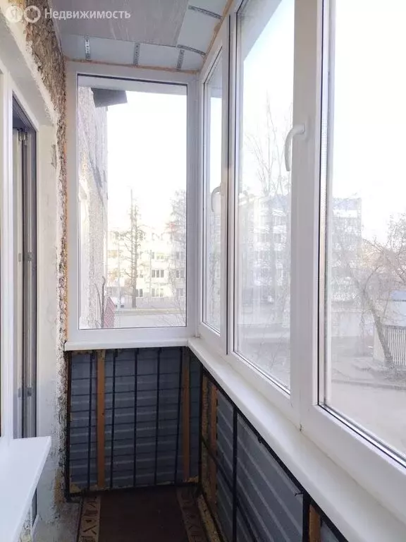 3-комнатная квартира: Пермь, улица Александра Щербакова, 47 (59 м) - Фото 1