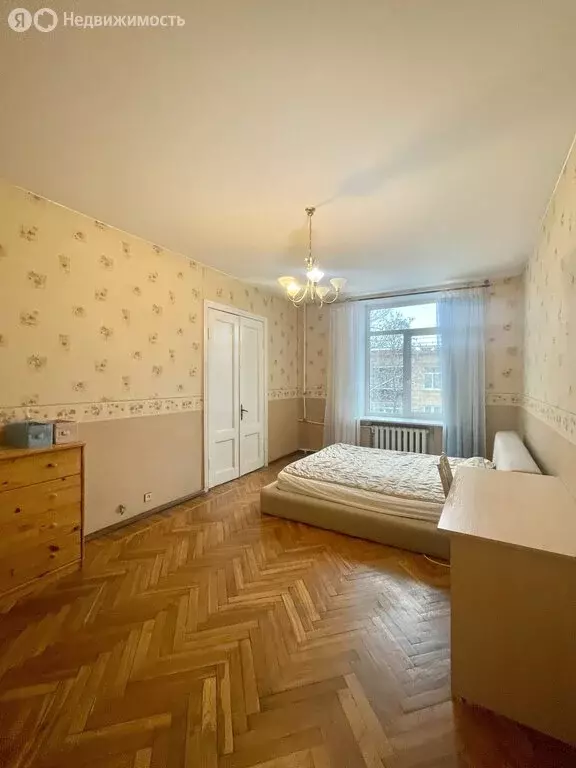 3-комнатная квартира: Санкт-Петербург, Дрезденская улица, 4 (72.1 м) - Фото 0