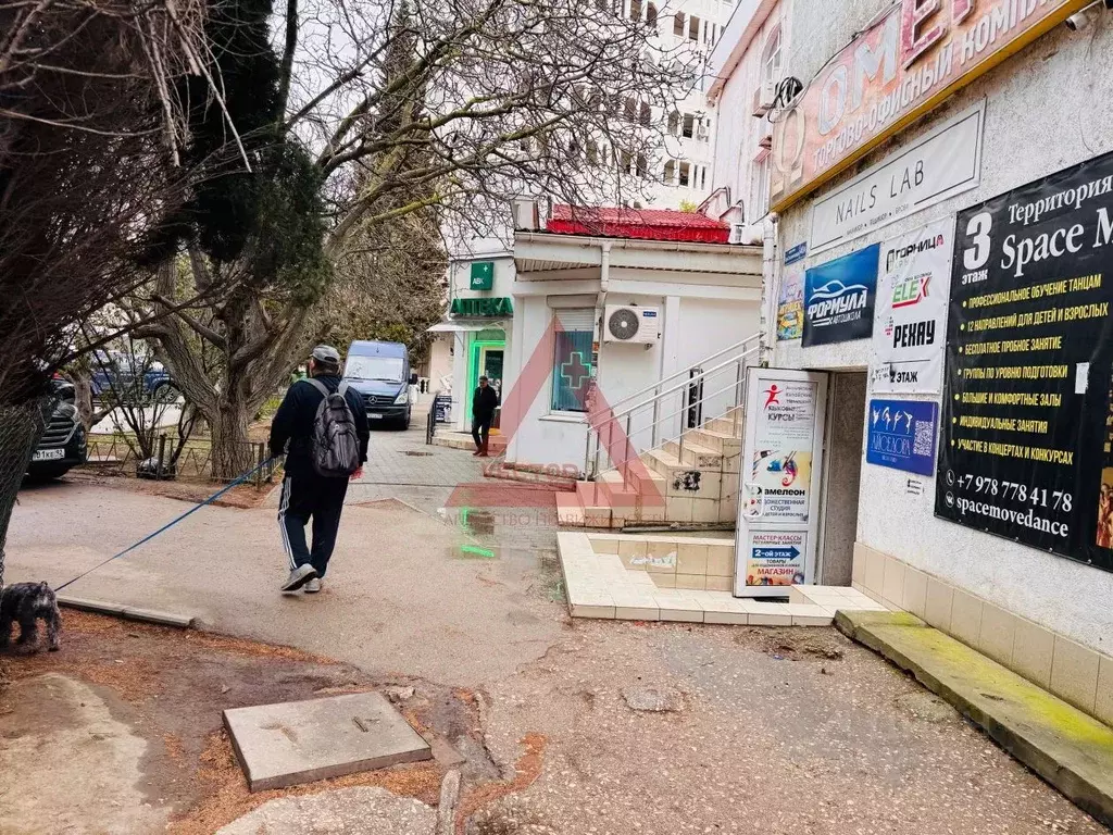 Помещение свободного назначения в Севастополь просп. Героев ... - Фото 1