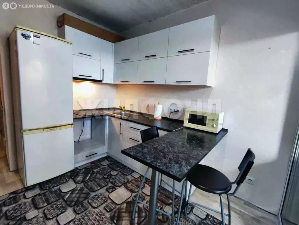Квартира-студия: Барнаул, улица Челюскинцев, 80В (17.6 м) - Фото 1