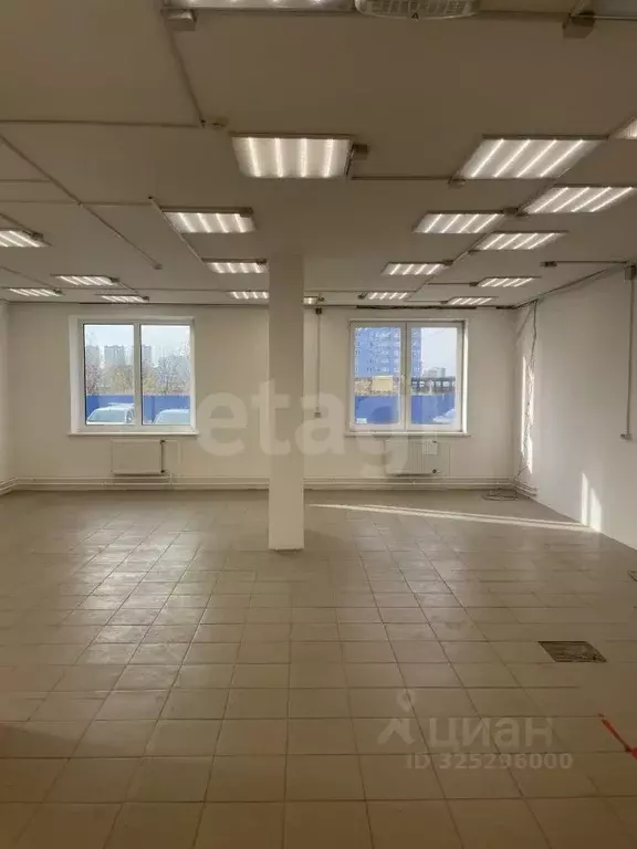 Помещение свободного назначения в Пермский край, Пермь Уинская ул., 43 ... - Фото 1