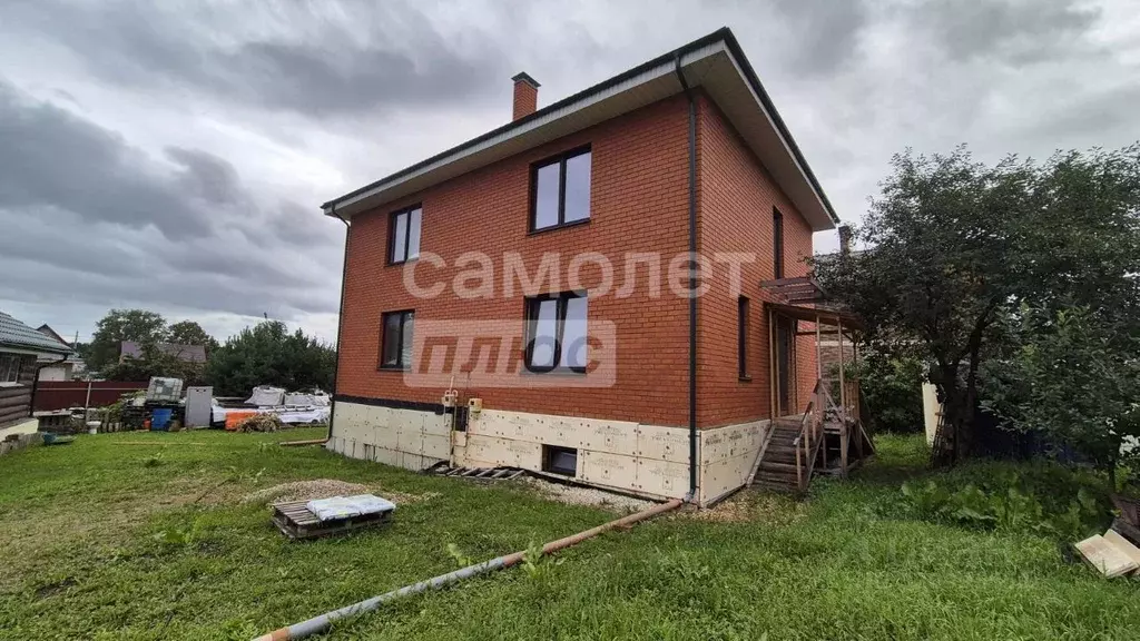 Таунхаус в Калужская область, Калуга пер. 1-й Садовый, 27Г (110 м) - Фото 1