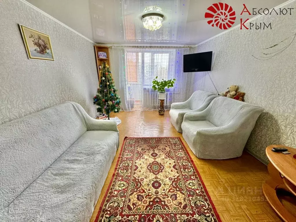2-к кв. Крым, Феодосия ул. Челнокова, 62А (54.8 м) - Фото 0