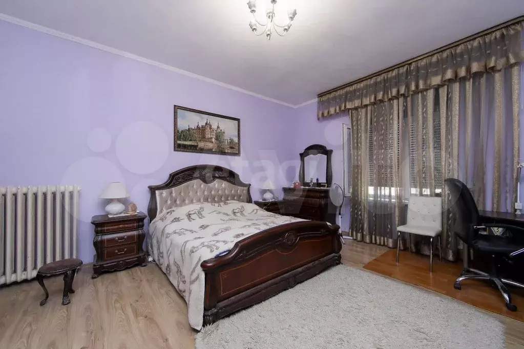 4-к. квартира, 136 м, 1/2 эт. - Фото 0