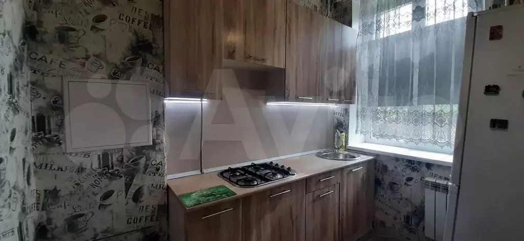 1-к. квартира, 32 м, 1/2 эт. - Фото 0