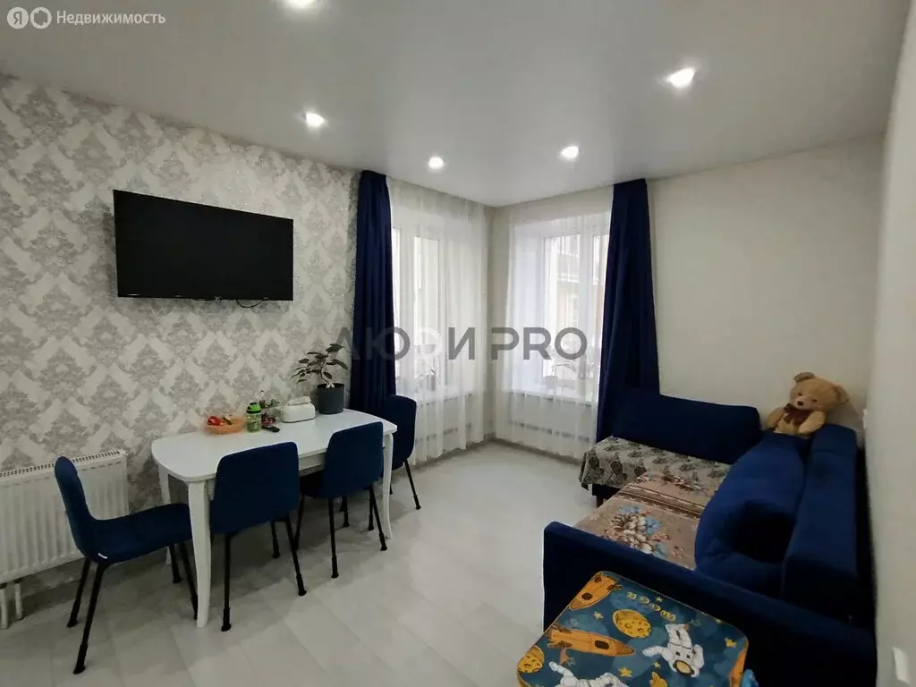 4-комнатная квартира: Сыктывкар, Октябрьский проспект, 220 (68 м) - Фото 2