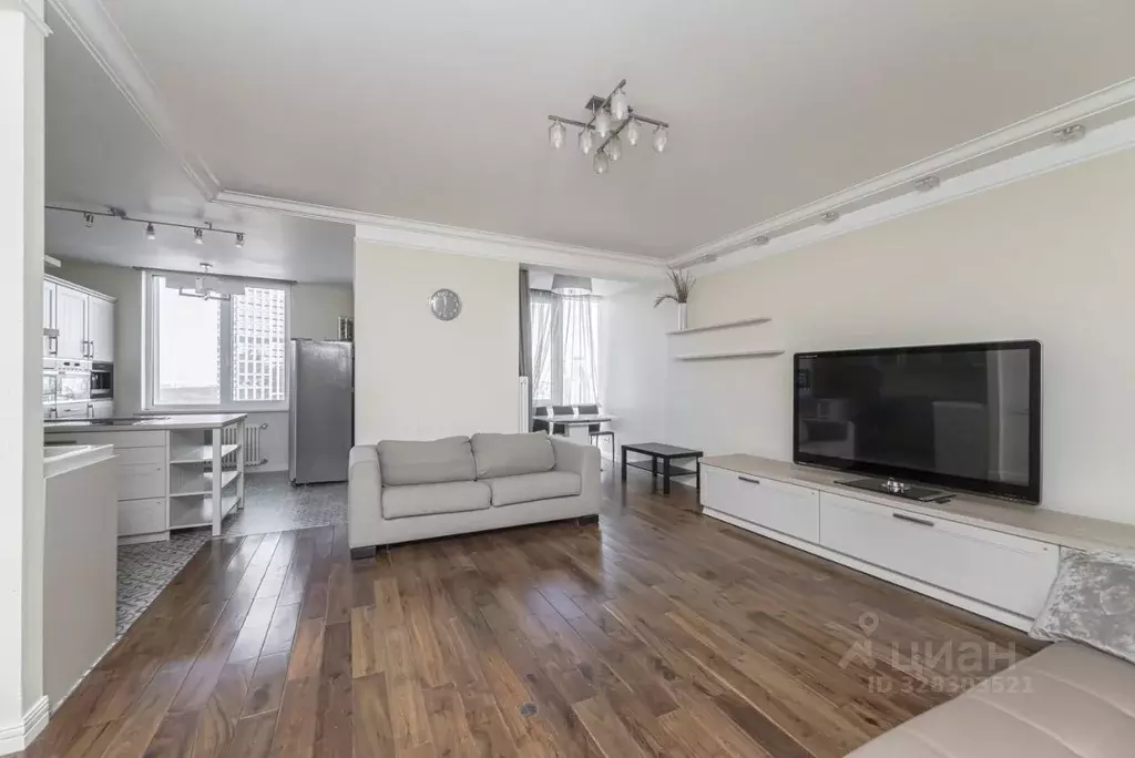 3-к кв. Москва Мосфильмовская ул., 88к2с6 (110.0 м) - Фото 1