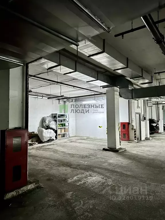 Гараж в Москва Велозаводская ул., 2К3 (18 м) - Фото 1