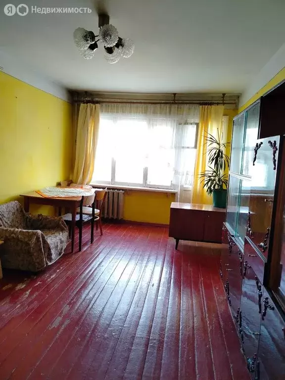 2-комнатная квартира: Соликамск, улица Матросова, 45 (43 м) - Фото 0
