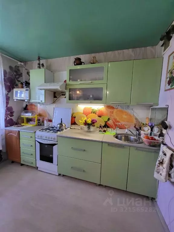 3-к кв. Псковская область, Псков ул. Кузбасской Дивизии, 30 (65.0 м) - Фото 0