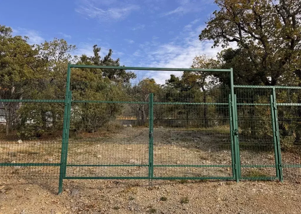 Участок в Севастополь Балаклавский р-н, Орлиновский муниципальный ... - Фото 0