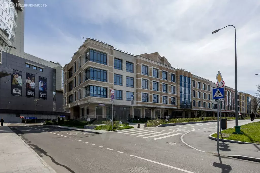 4-комнатная квартира: Москва, Олимпийский проспект, 12 (131 м) - Фото 1