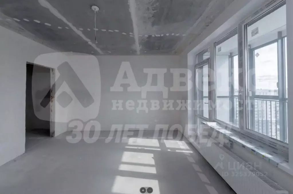 Студия Тюменская область, Тюмень ул. Константина Посьета, 4 (26.7 м) - Фото 1