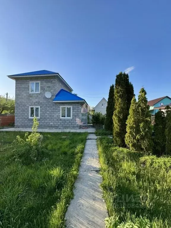 Дом в Саратовская область, Энгельсский район, Красноярское ... - Фото 1