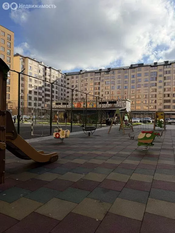 3-комнатная квартира: Нальчик, улица Шарданова, 52 (100.2 м) - Фото 2