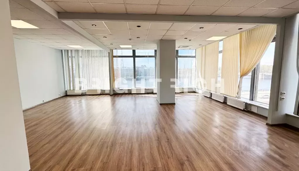 Офис в Санкт-Петербург Пироговская наб., 21 (220 м) - Фото 0