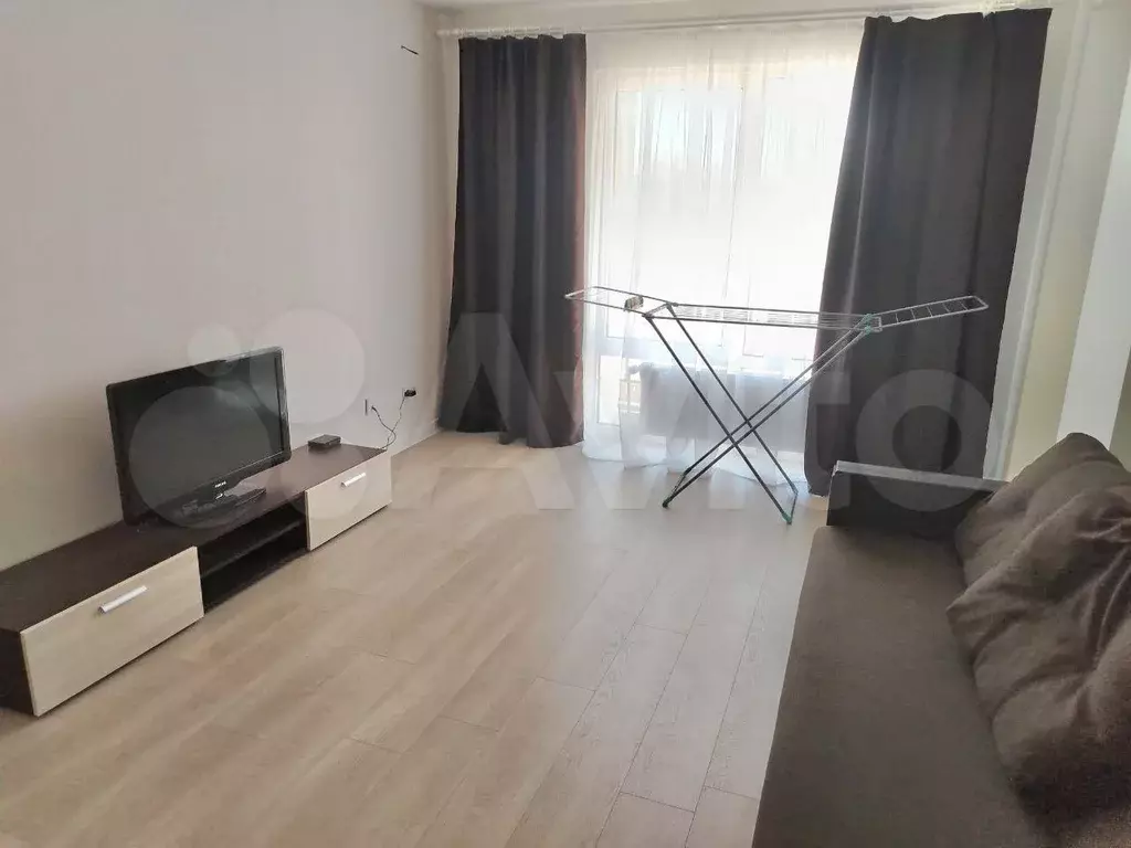1-к. квартира, 40 м, 3/18 эт. - Фото 1