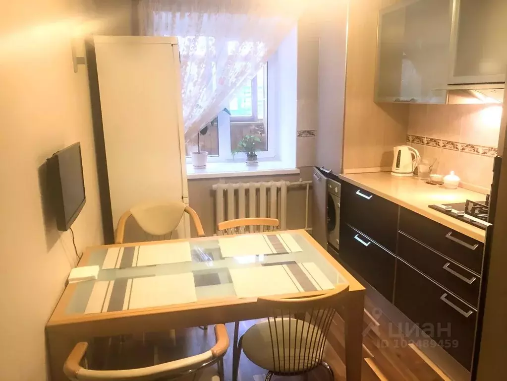 2-к кв. Татарстан, Казань ул. Юлиуса Фучика, 82 (70.0 м) - Фото 0