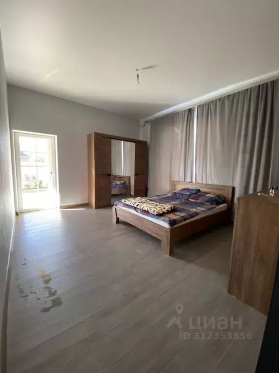 Дом в Ростовская область, Новочеркасск Троицкая пл. (100 м) - Фото 0