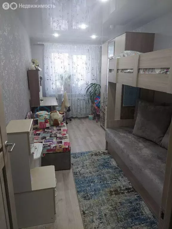 3-комнатная квартира: Омск, микрорайон Заозёрный, улица Тимофея ... - Фото 2