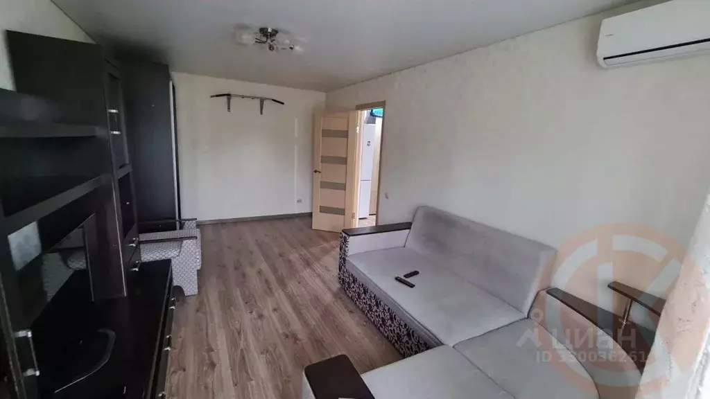 1-к кв. Крым, Симферополь просп. Кирова, 82 (34.0 м) - Фото 1
