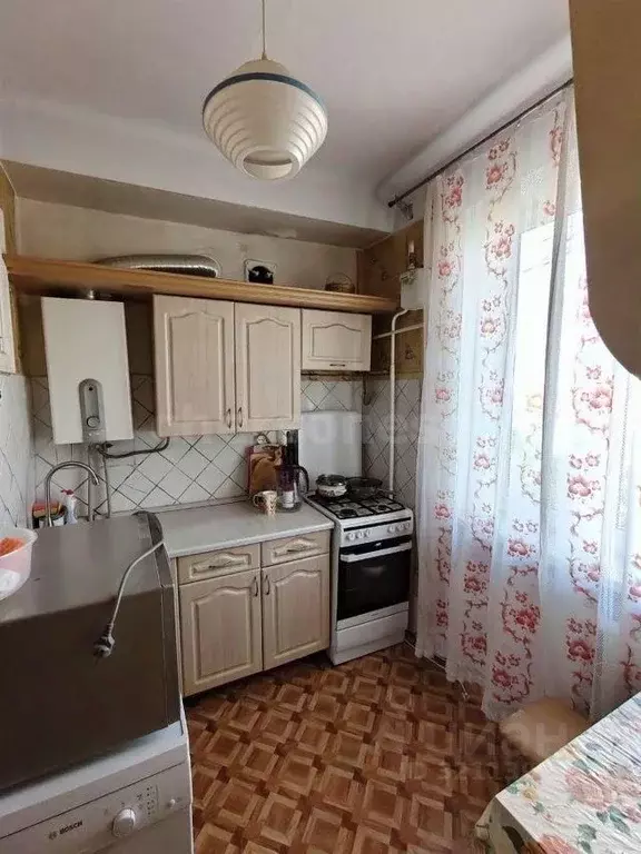 3-к кв. Севастополь ул. Павла Дыбенко, 4 (57.0 м) - Фото 0