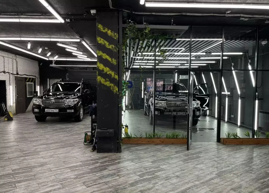 Помещение свободного назначения в Москва ул. Красная Сосна, 16С1 (420 ... - Фото 1