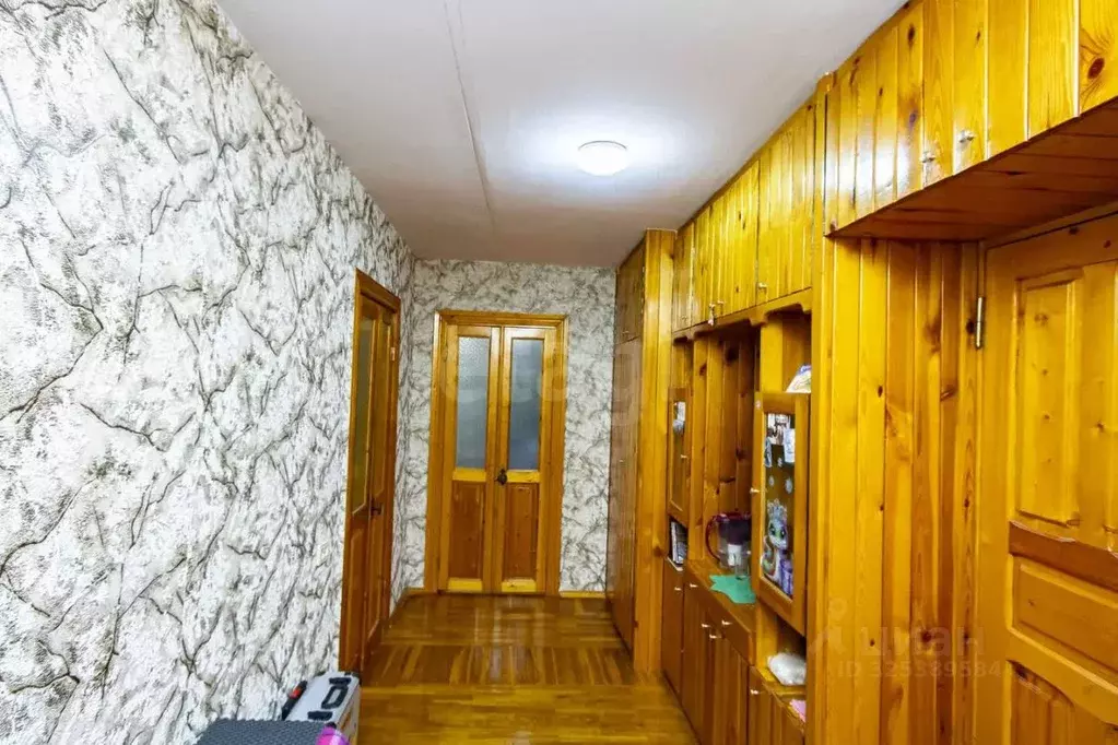 2-к кв. Тюменская область, Тюмень Одесская ул., 18а (50.0 м) - Фото 1