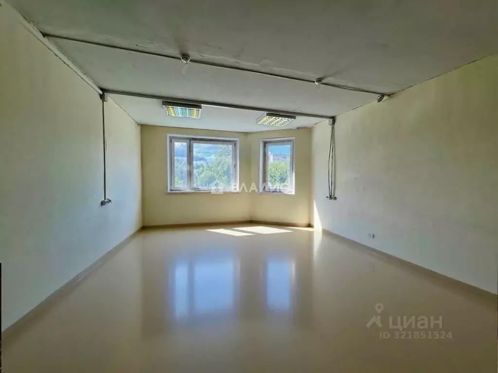 Помещение свободного назначения в Тульская область, Тула ул. ... - Фото 1