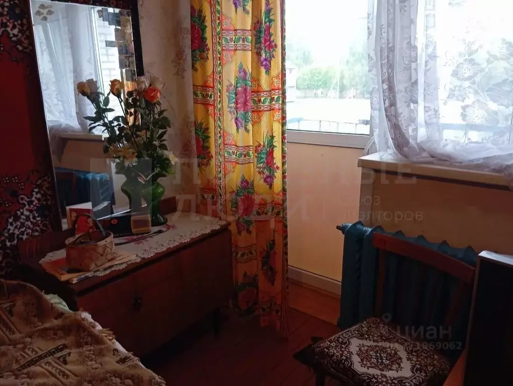 2-к кв. Новгородская область, Боровичский район, Опеченское с/пос, д. ... - Фото 1