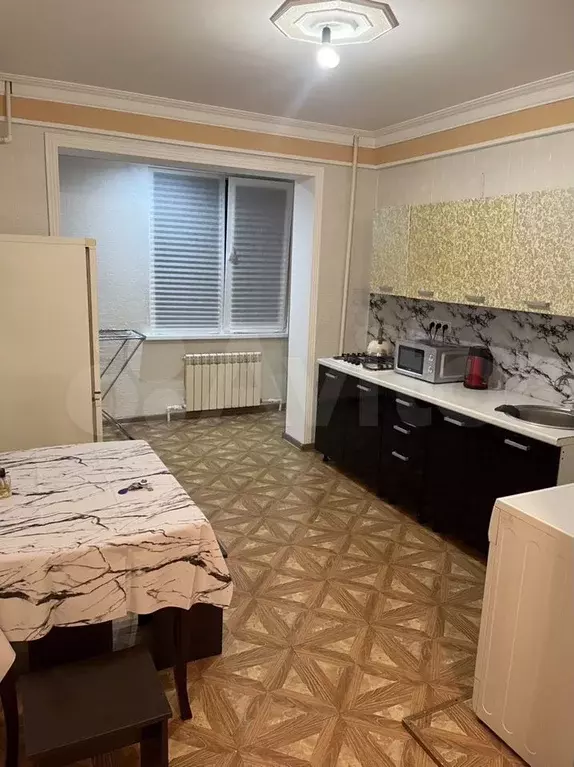 2-к. квартира, 60 м, 6/9 эт. - Фото 1