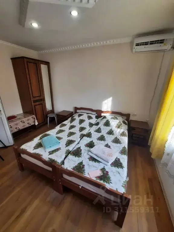 Комната Краснодарский край, Сочи ул. Куйбышева, 47 - Фото 1